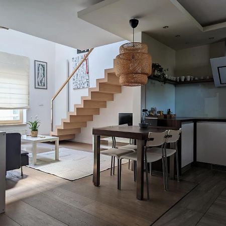 Dwupoziomowy Apartament Na Kazimierzu Leilighet Krasków Eksteriør bilde